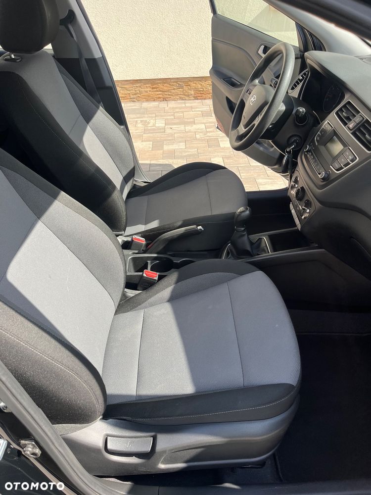 Hyundai i20 1.2 Select - 22