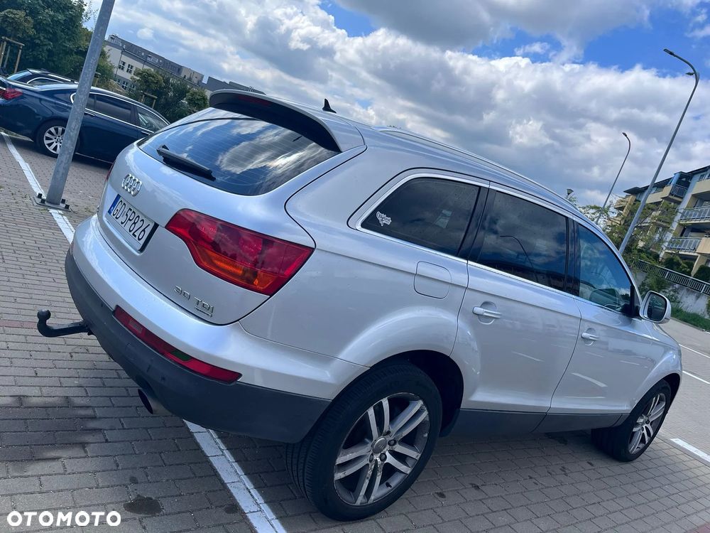 Audi Q7 - 6