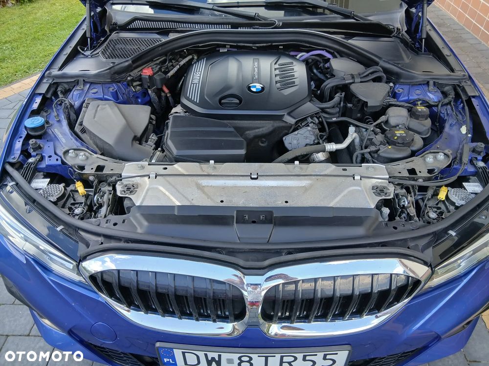BMW Seria 3 320d xDrive mHEV M Sport - 17