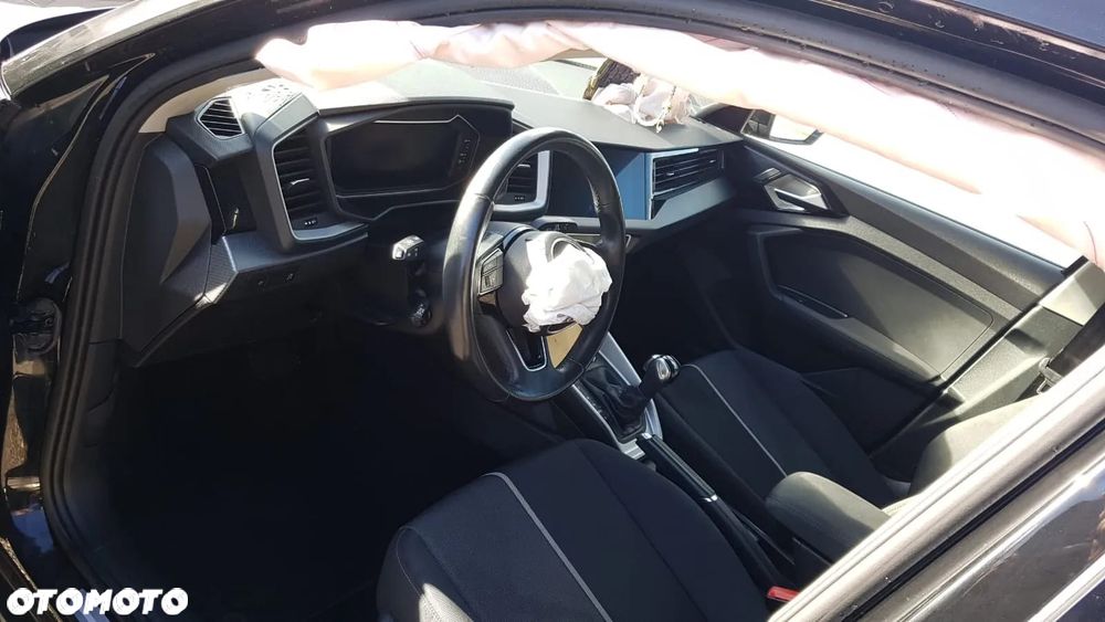 Audi A1 Sportback 30 TFSI S tronic - 12