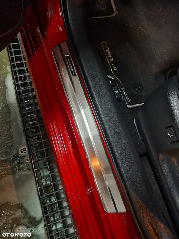 Toyota Corolla 1.8 Hybrid Comfort - 7