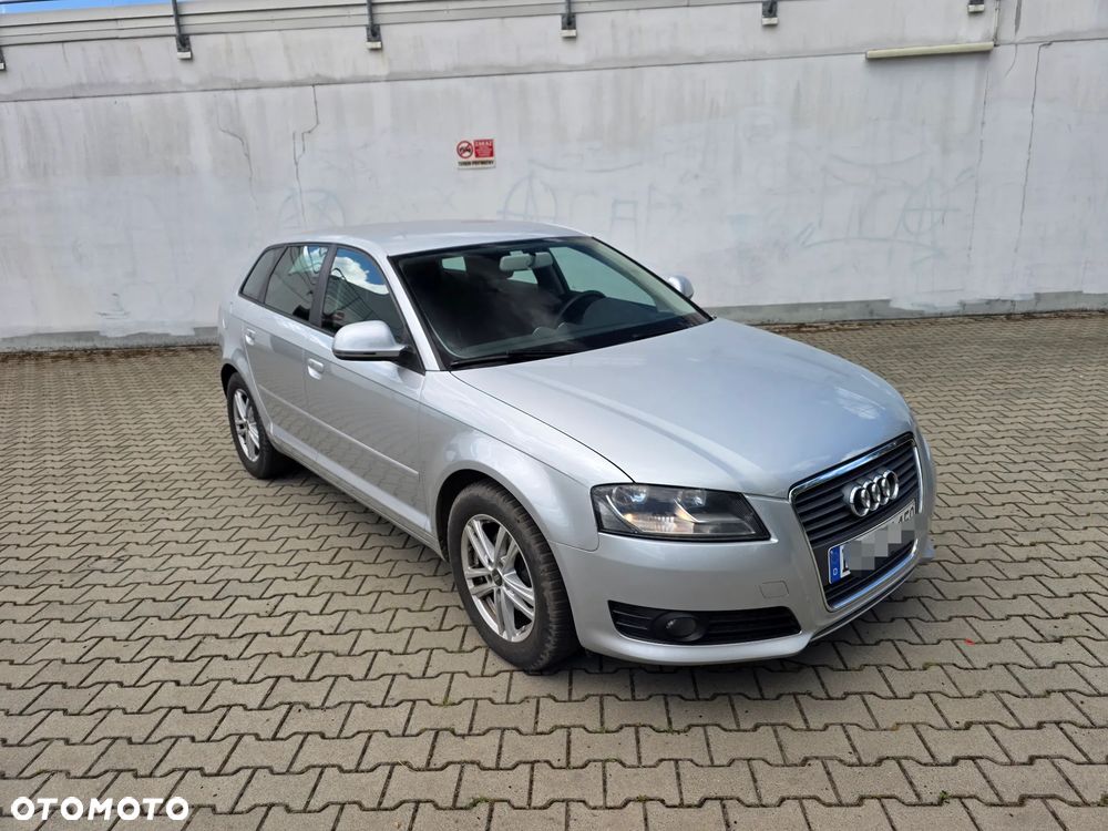Audi A3 Sportback - 13