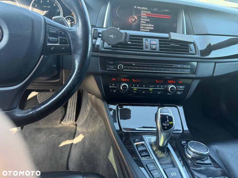 BMW Seria 5 535i xDrive Sport-Aut Modern Line - 6