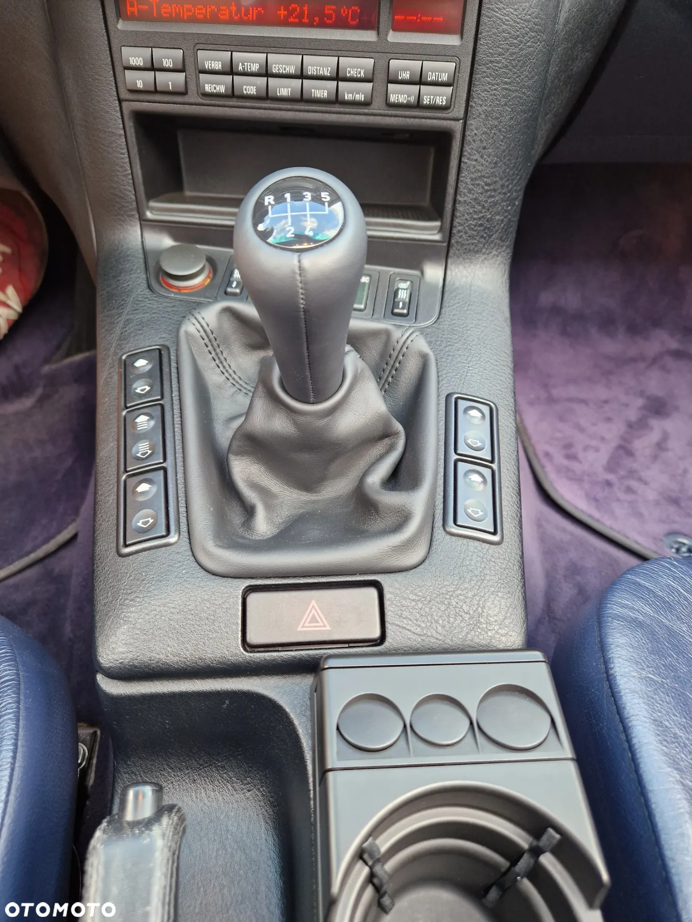BMW Seria 3 320i Cabriolet - 10