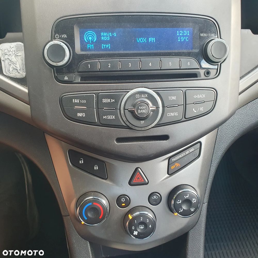 Chevrolet Aveo 1.4 16V LS Design+ - 18