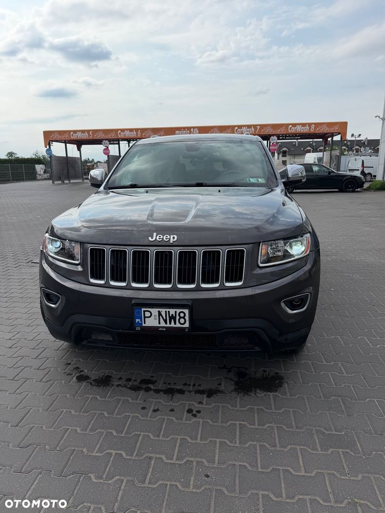 Jeep Grand Cherokee - 1