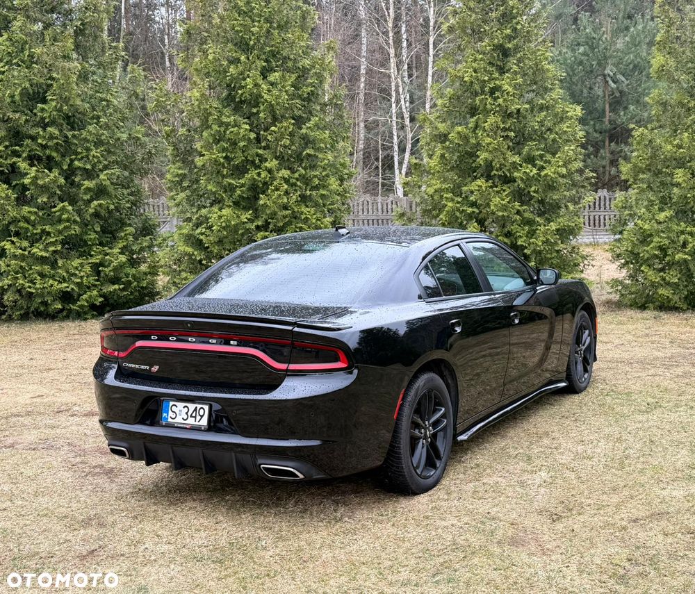 Dodge Charger - 4