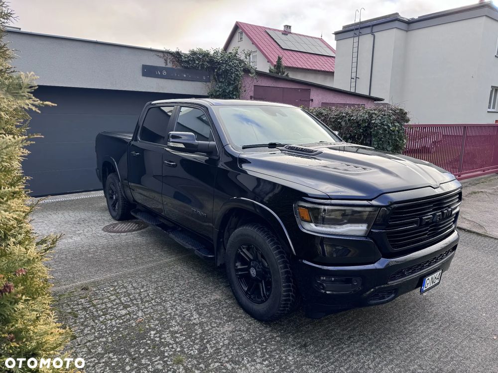 RAM 1500 Crew Cab Shortbed Laramie - 3