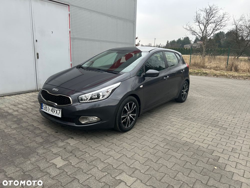 Kia Ceed - 14