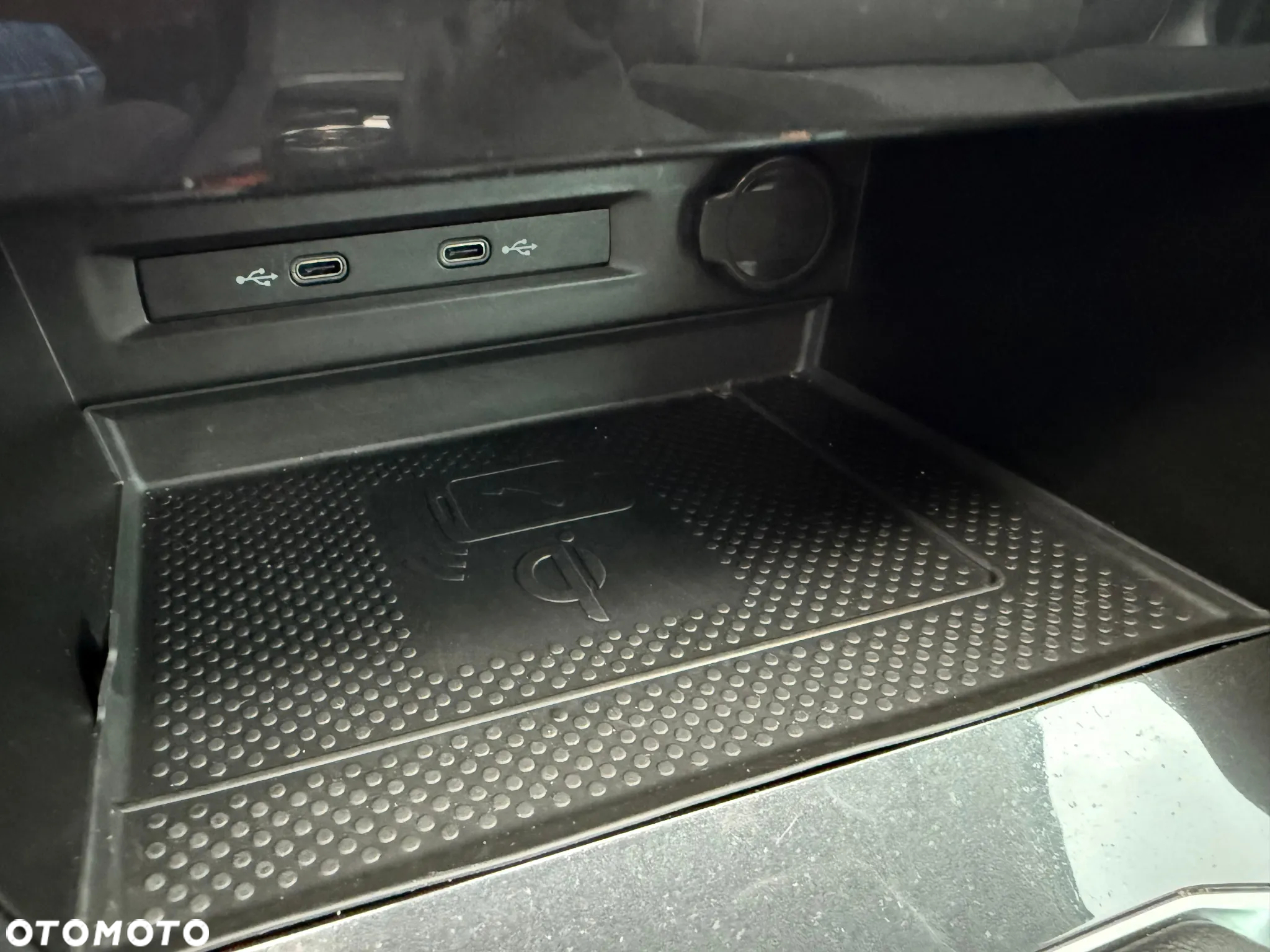 Volkswagen Tiguan 2.0 TSI 4Mot Elegance DSG - 24