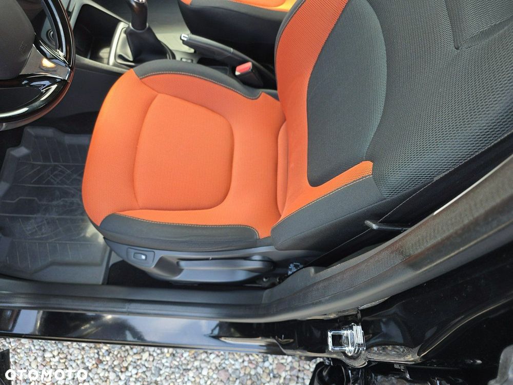 Renault Captur (ENERGY) TCe 90 INTENS - 12