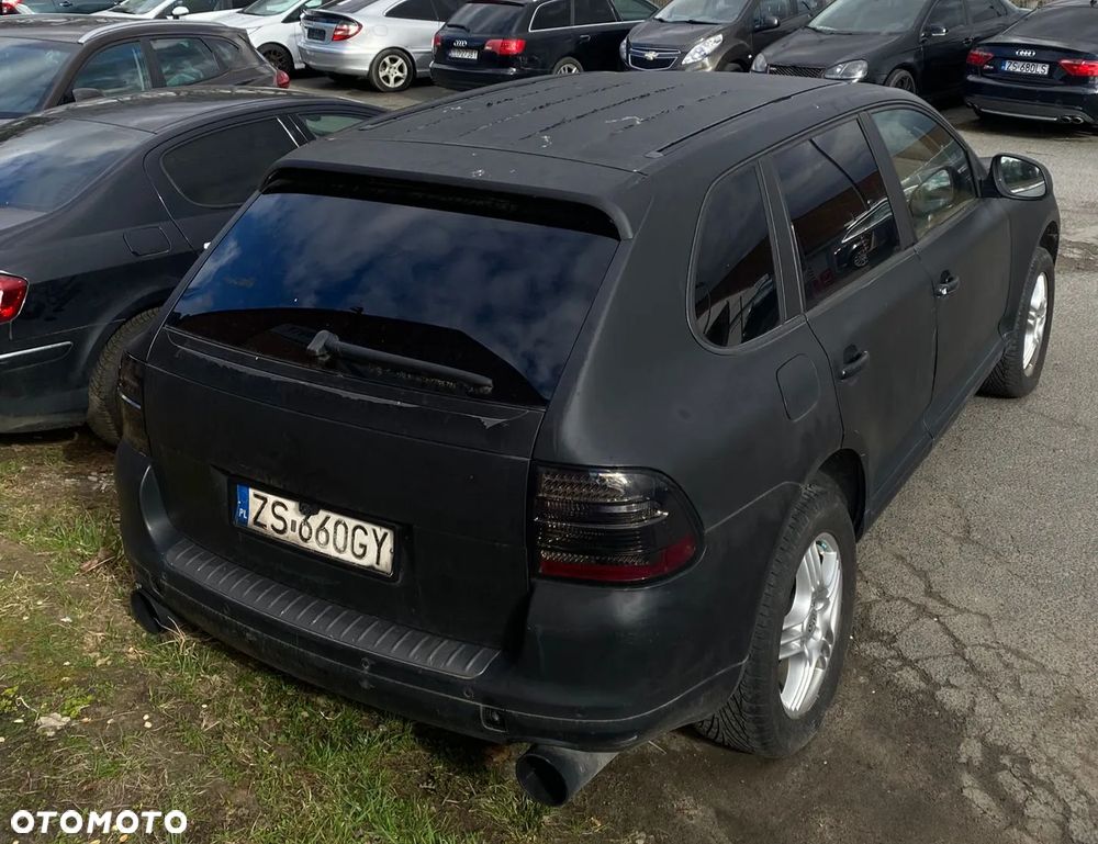 Porsche Cayenne - 27