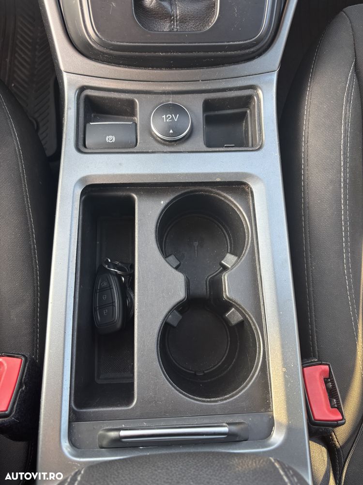 Ford Kuga 2.0 TDCi 4WD Powershift Trend - 15