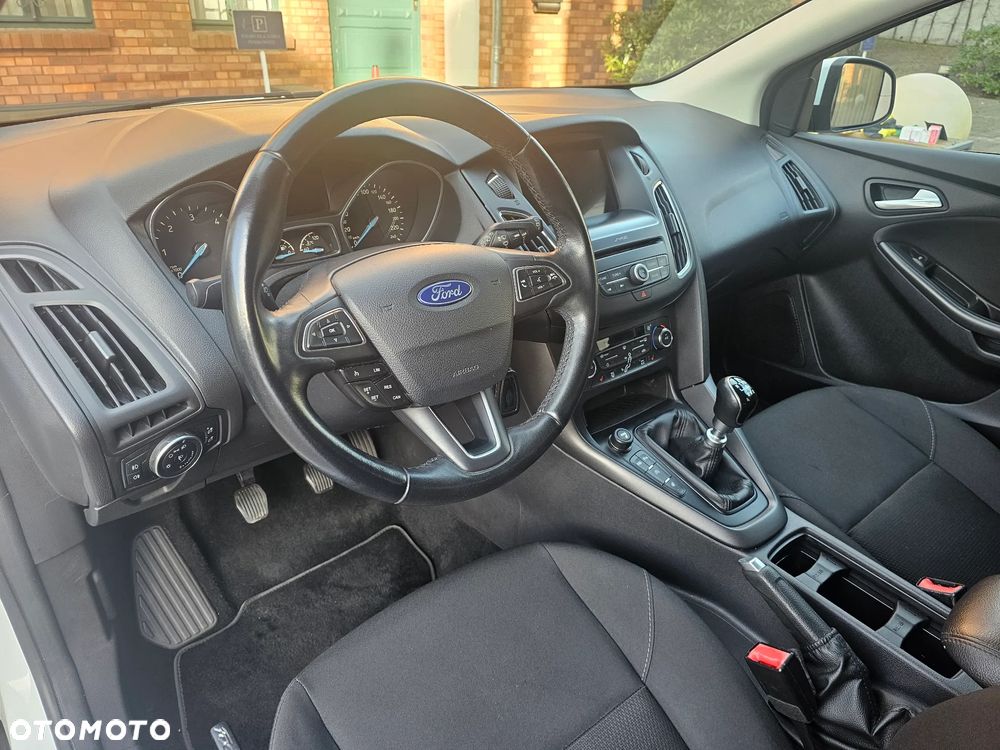 Ford Focus 1.5 TDCi DPF Start-Stopp-System Titanium - 13