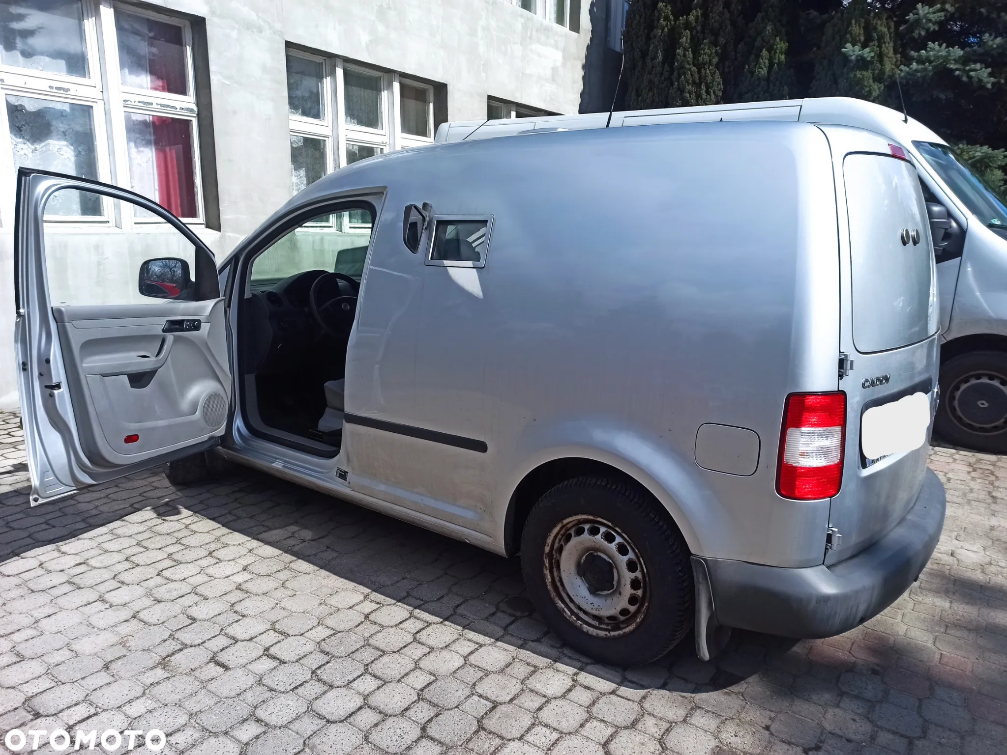 Volkswagen Caddy - 3