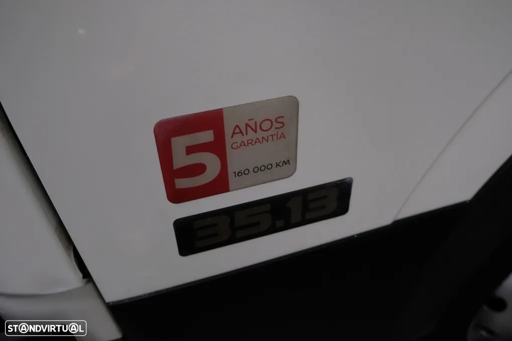 Nissan NT400 3.0DCI 35/13 c/ plataforma Dhollandia - 19