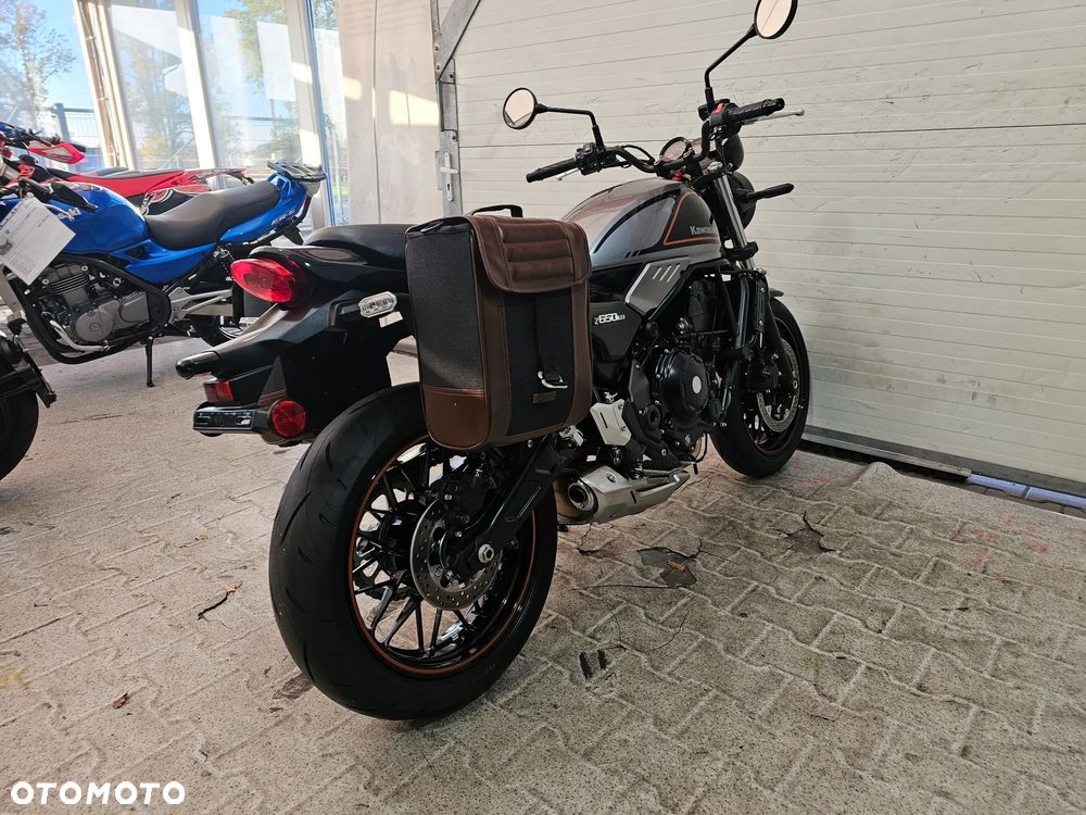 Kawasaki Z 650 RS - 21