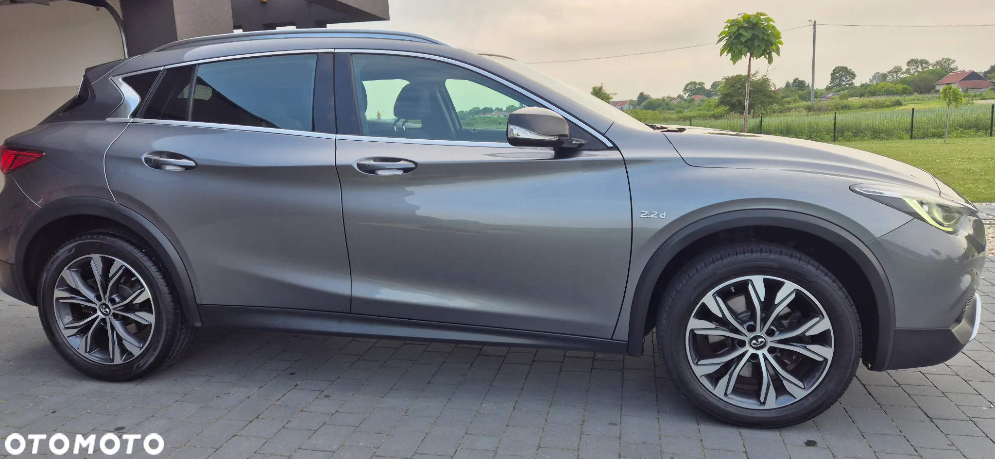 Infiniti QX30 2.2d Luxe AWD 7DCT - 21