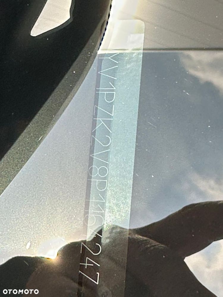 Volvo V90 Cross Country - 38