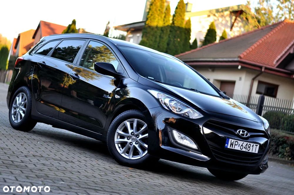 Hyundai i30 1.6 GDI BlueDrive Premium - 2