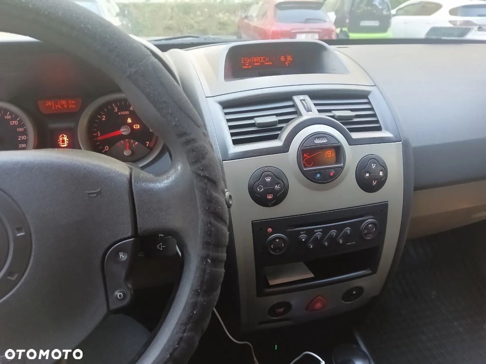Renault Megane 2004 photo 5