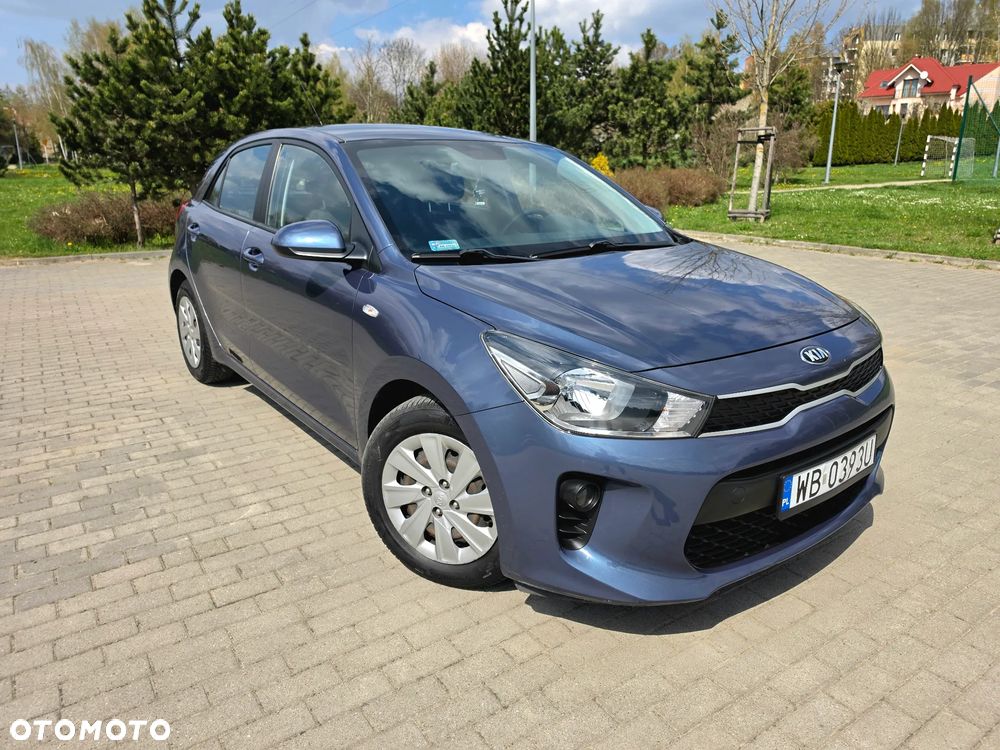 Kia Rio 1.2 Attract - 12