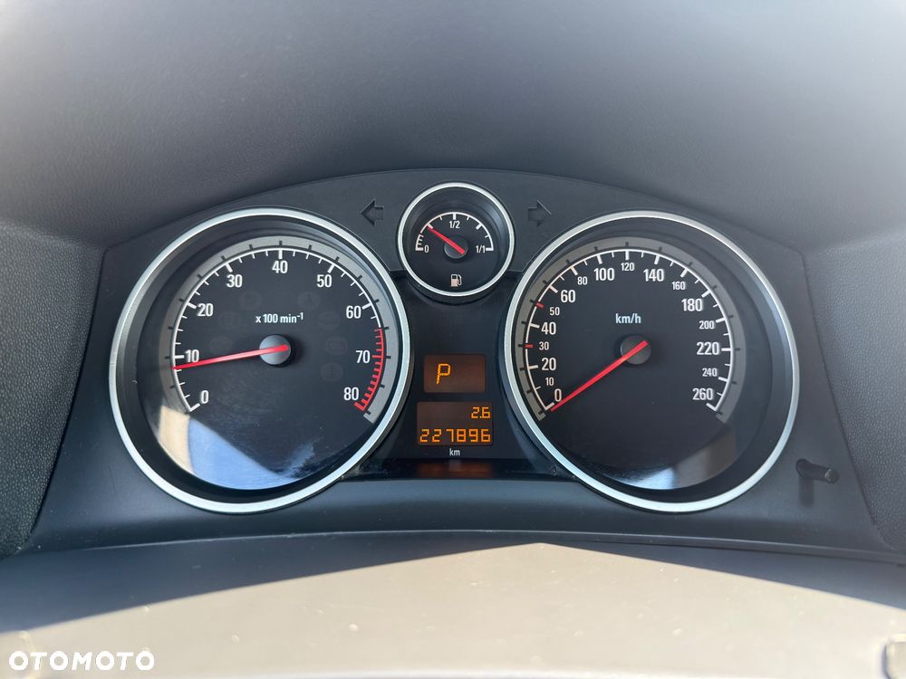 Opel Astra 1.8 Automatik Cosmo - 3