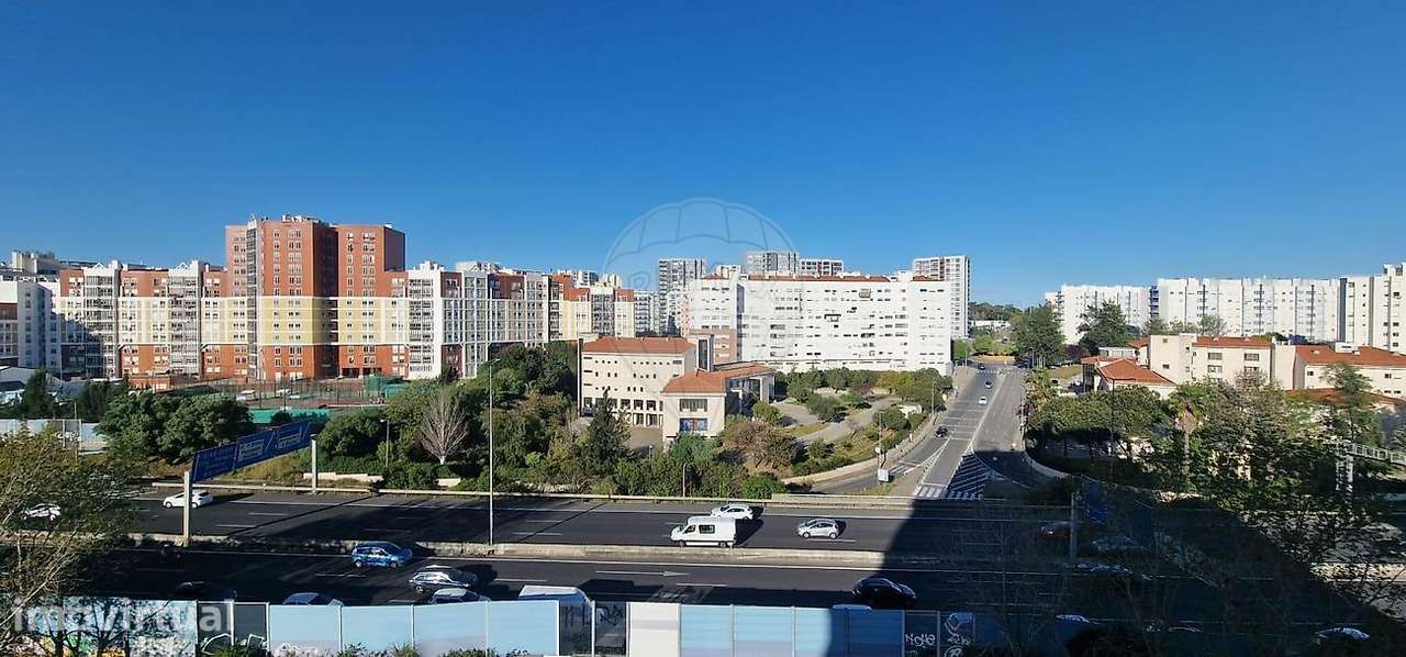 Apartamento T4 para arrendamento - Grande imagem: 2/29