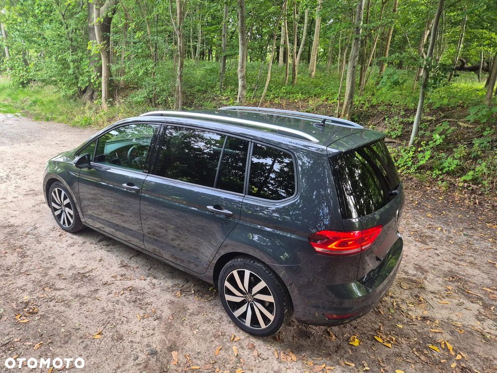 Volkswagen Touran 2.0 TDI SCR DSG ACTIVE - 3