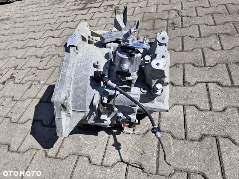 OPEL ZAFIRA C ASTRA J 2.0 CDTI SKRZYNIA BIEGÓW MANUAL 55564375 F40 - 9