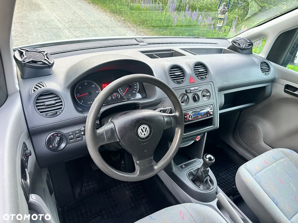 Volkswagen Caddy - 11