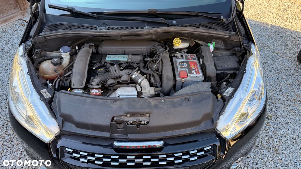 Peugeot 208 1.6 THP GTi - 40