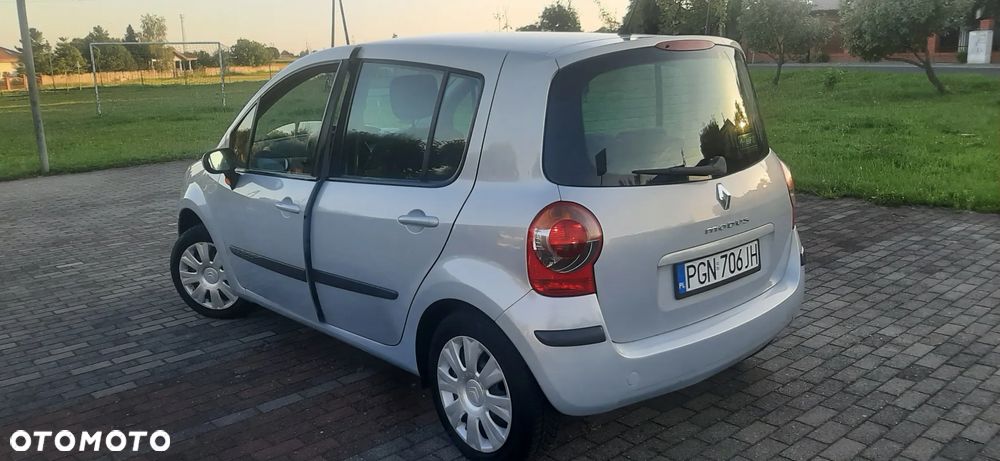Renault Modus 1.6 16V Privilege - 5