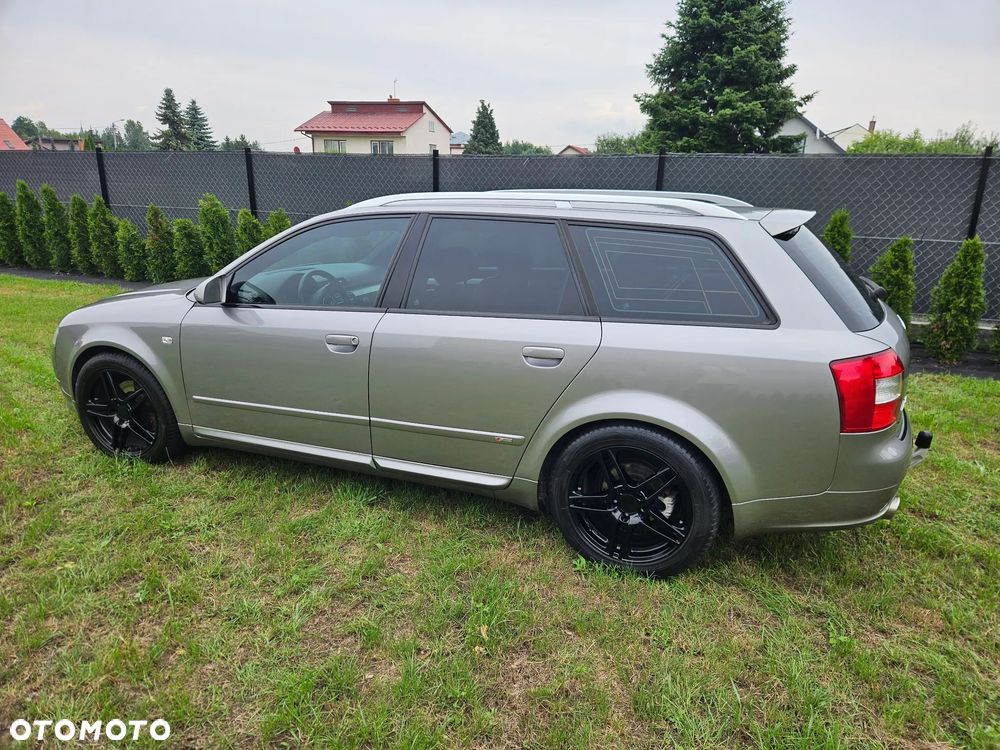 Audi A4 Avant 1.8 T quattro - 1