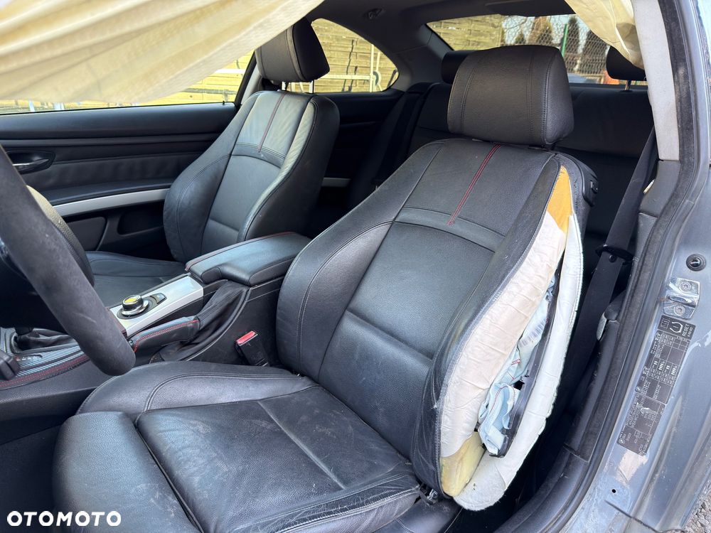 BMW Seria 3 330xd - 14