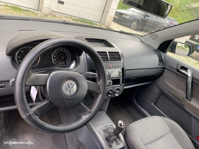 VW Polo 1.4 TDi Highline - 7