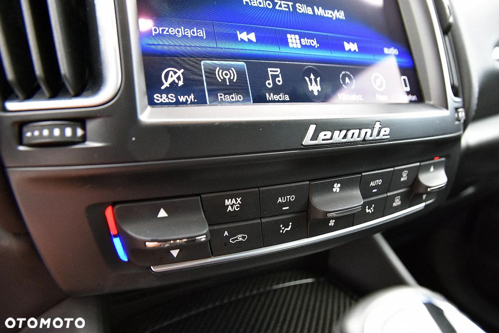 Maserati Levante S Q4 - 11
