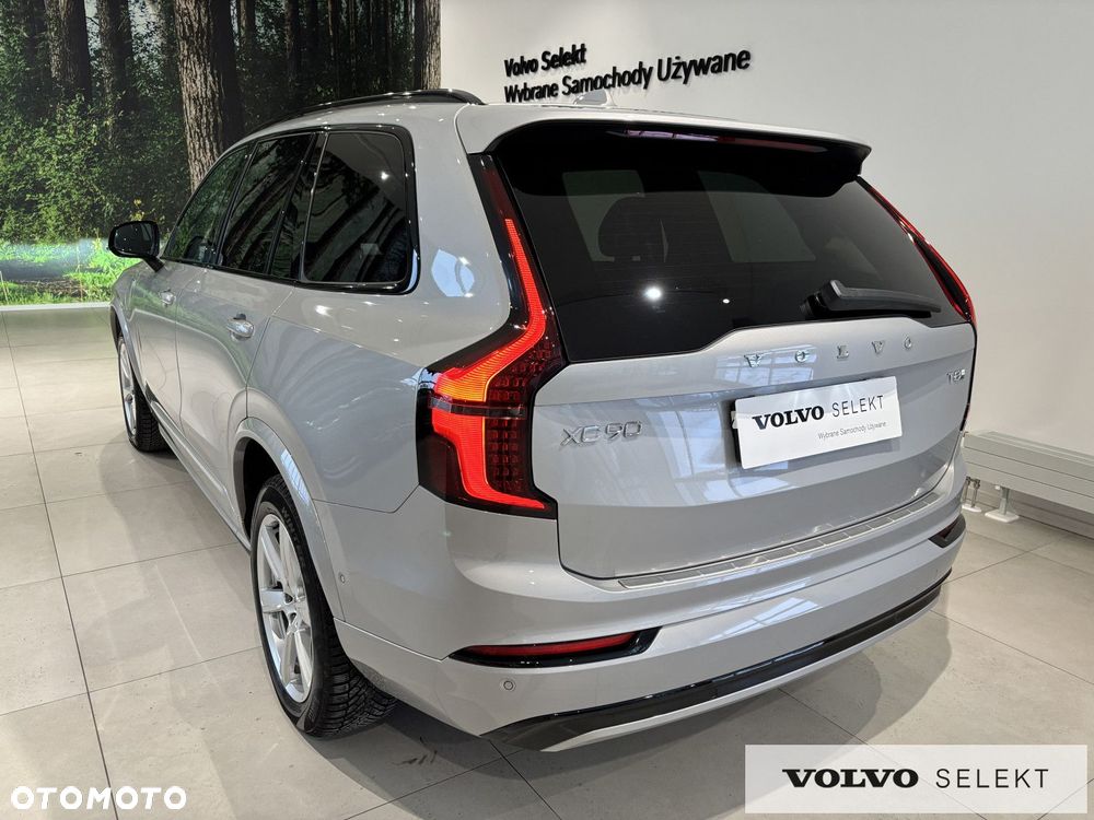 Volvo XC 90 - 7
