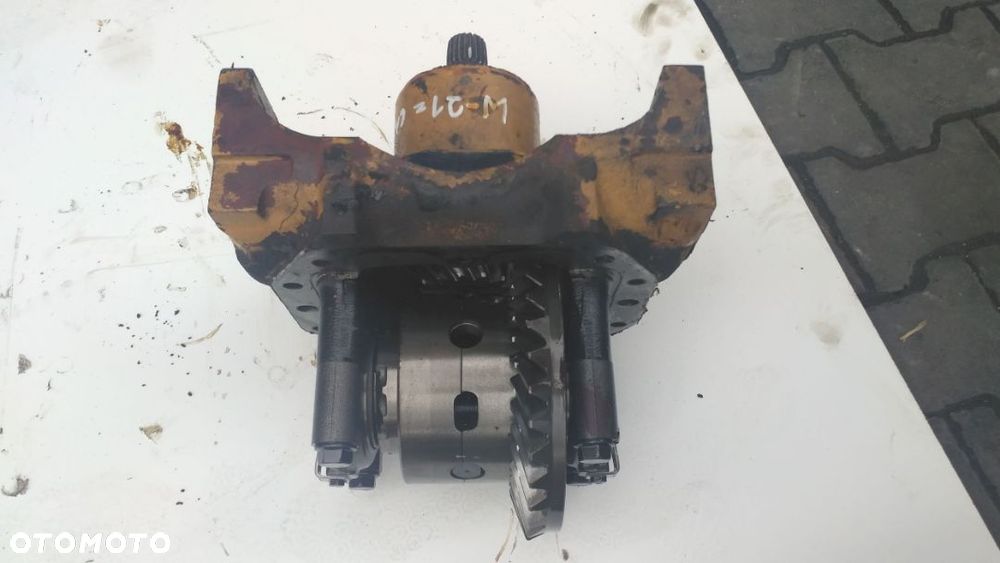 Dyferencjał Dyfer Wkład mostu Carraro 000153 [13/32] Waryński 726A Fermec MF - 1