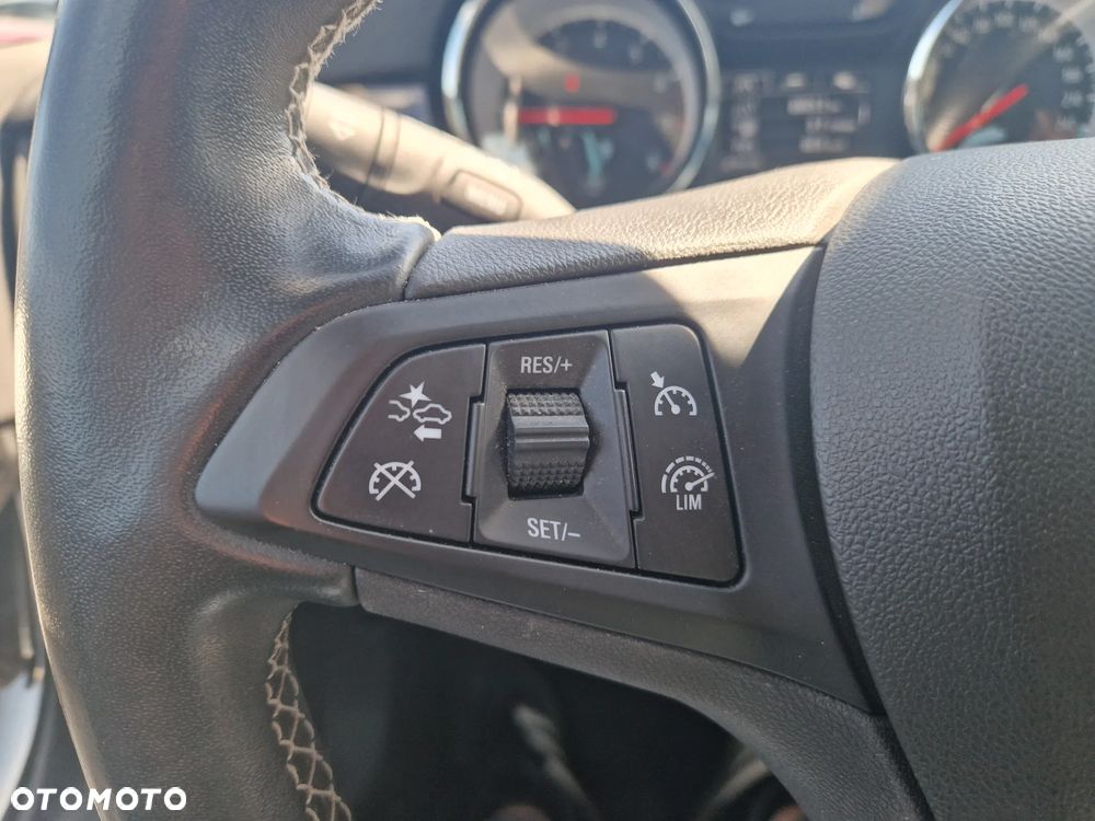 Opel Astra 1.2 T Ultimate S&S - 15