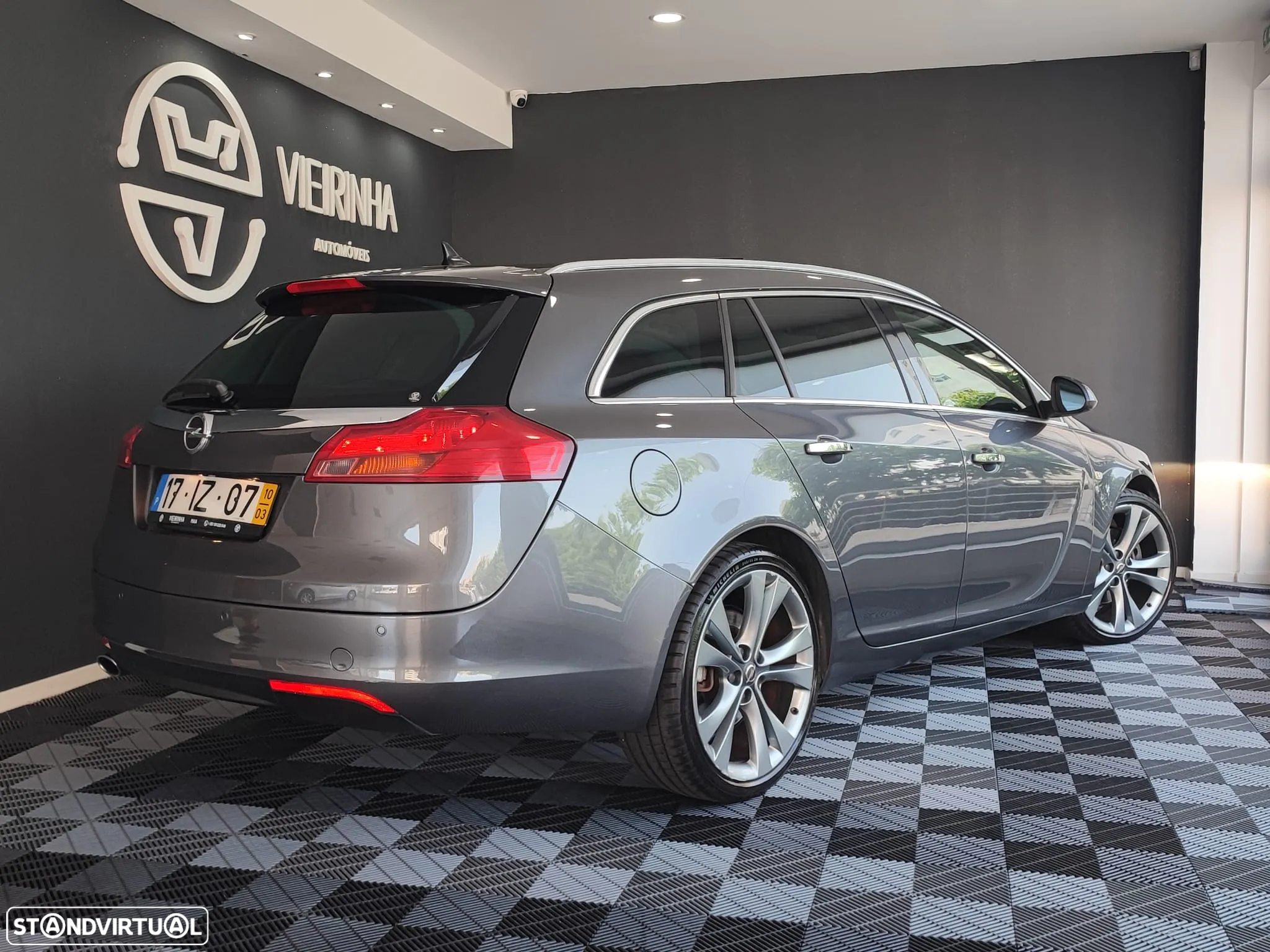 Opel Insignia Sports Tourer 2.0 CDTi Cosmo ecoFLEX - 13