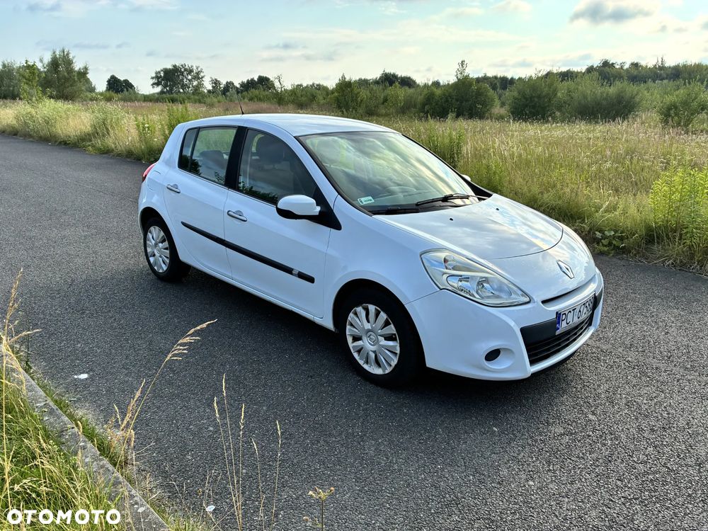 Renault Clio 1.5 dCi All Inclusive - 1