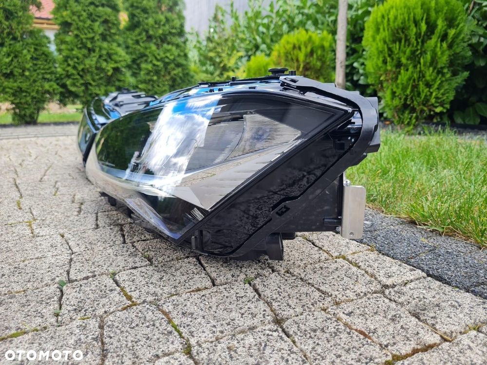 SKODA SUPERB IV 4 Kompletne Lampy Full Led Base Eco Led 3P1941015 3P1941016 - 5