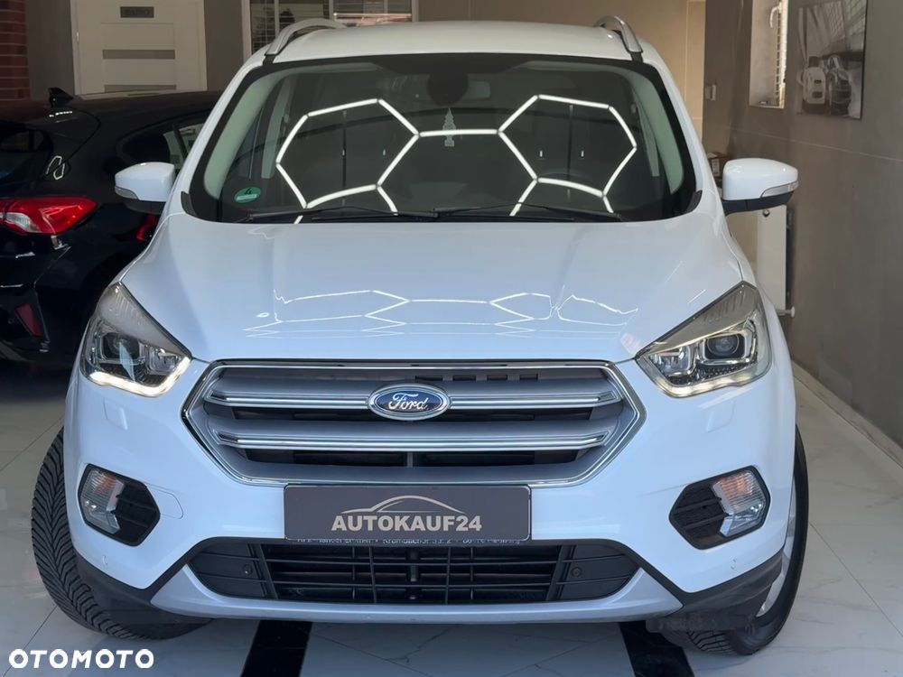 Ford Kuga 2.0 TDCi 4WD Titanium - 4