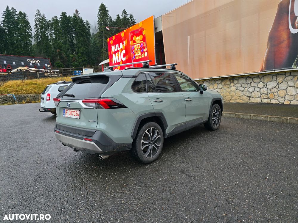 Toyota RAV4 - 3
