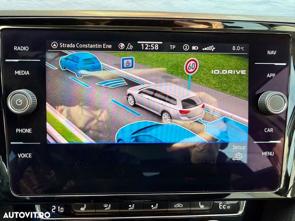 Volkswagen Passat - 13