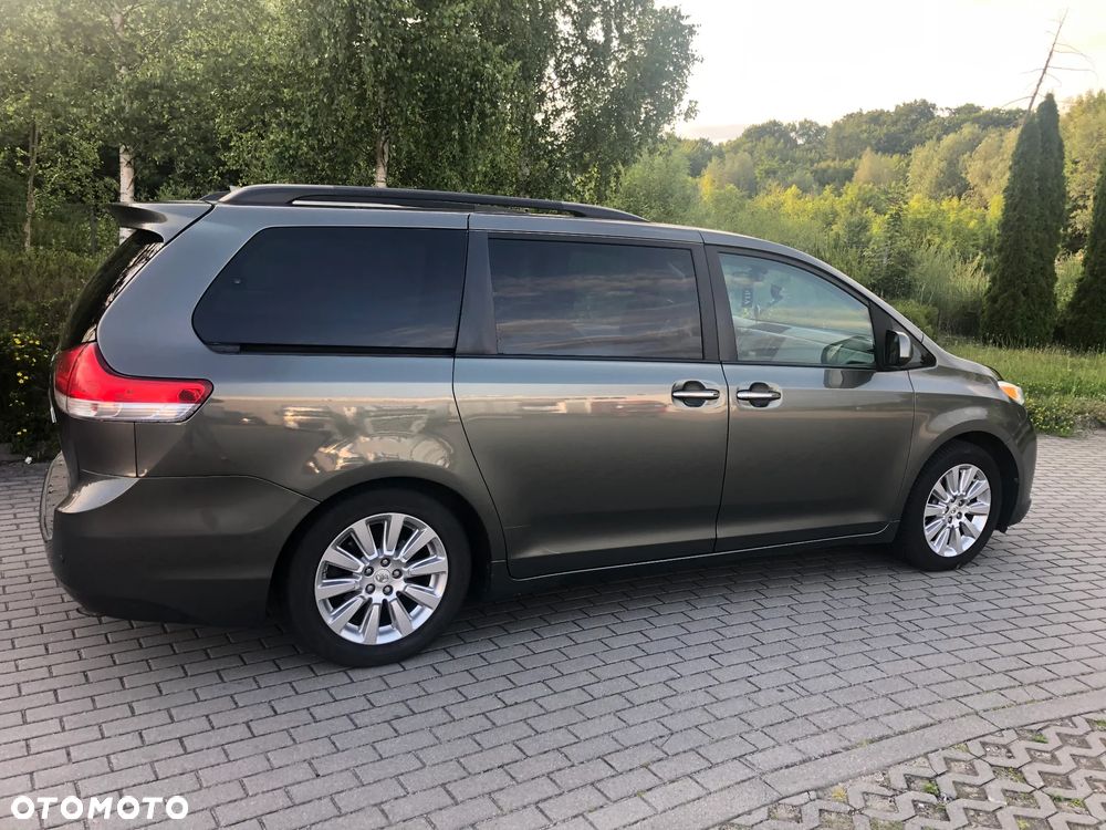 Toyota Sienna 3.5 V6 Limited AWD - 2
