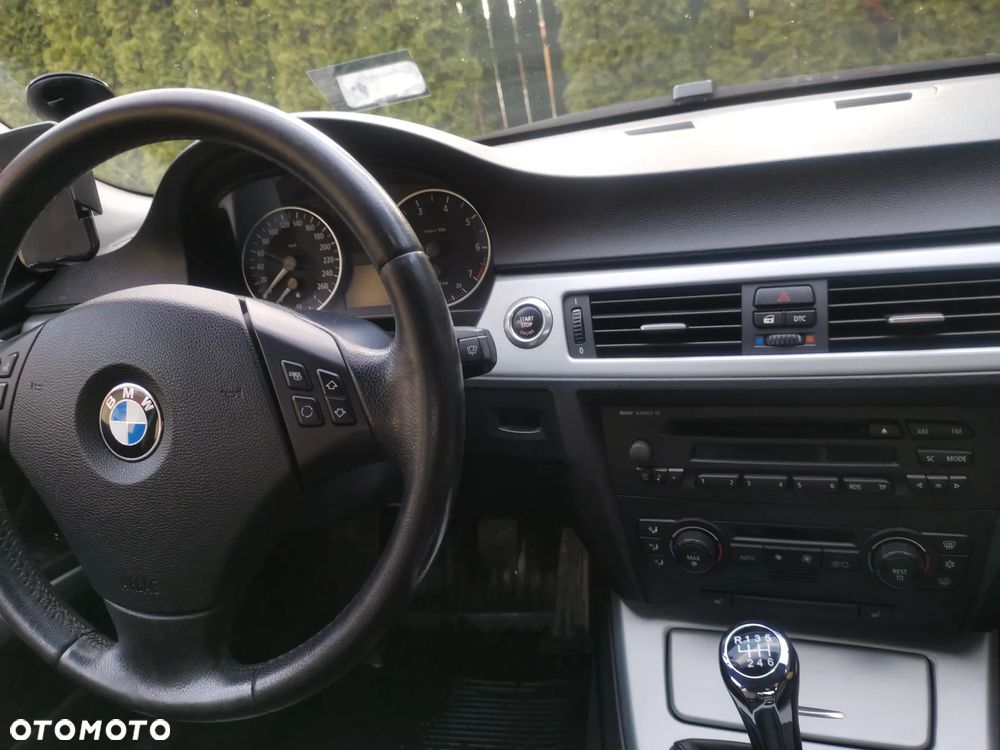 BMW Seria 3 - 30