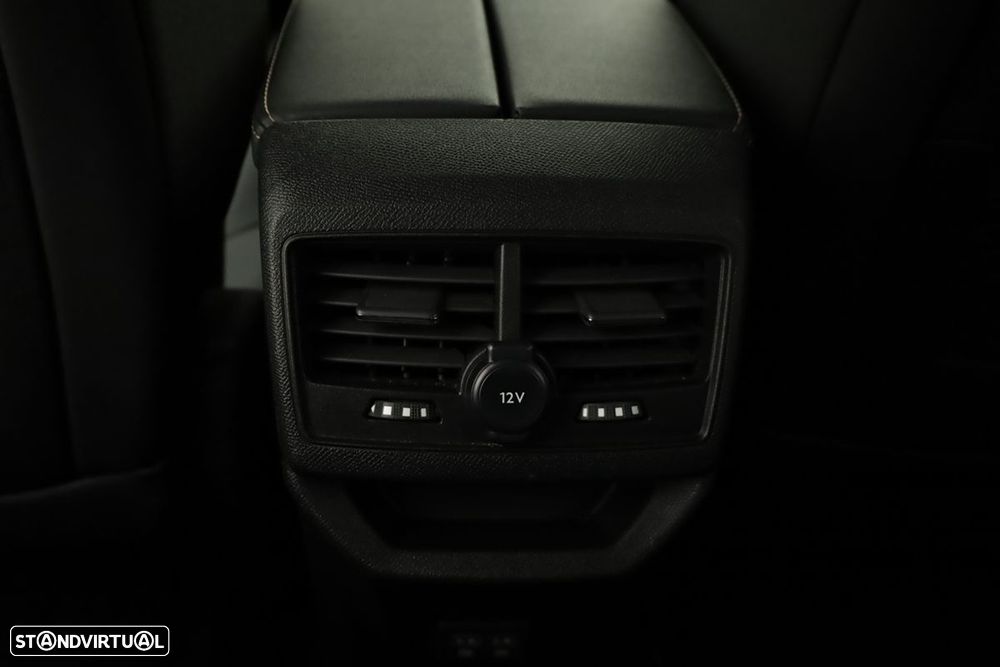 Peugeot 3008 1.2 Hybrid GT e-DCS6 - 24