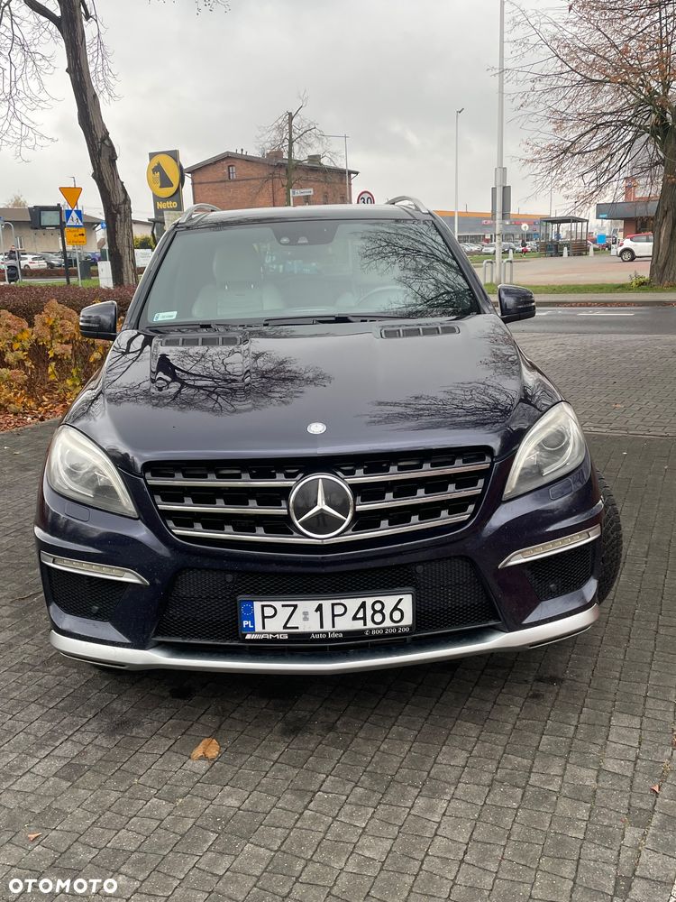 Mercedes-Benz ML 63 AMG 4-Matic - 2